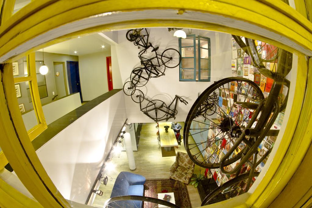 12:12 Hostels Bogotá Eksteriør bilde